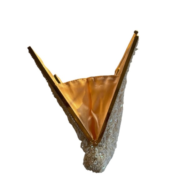 VINTAGE Beaded Elegant Cream Handbag - Picture 4 of 7